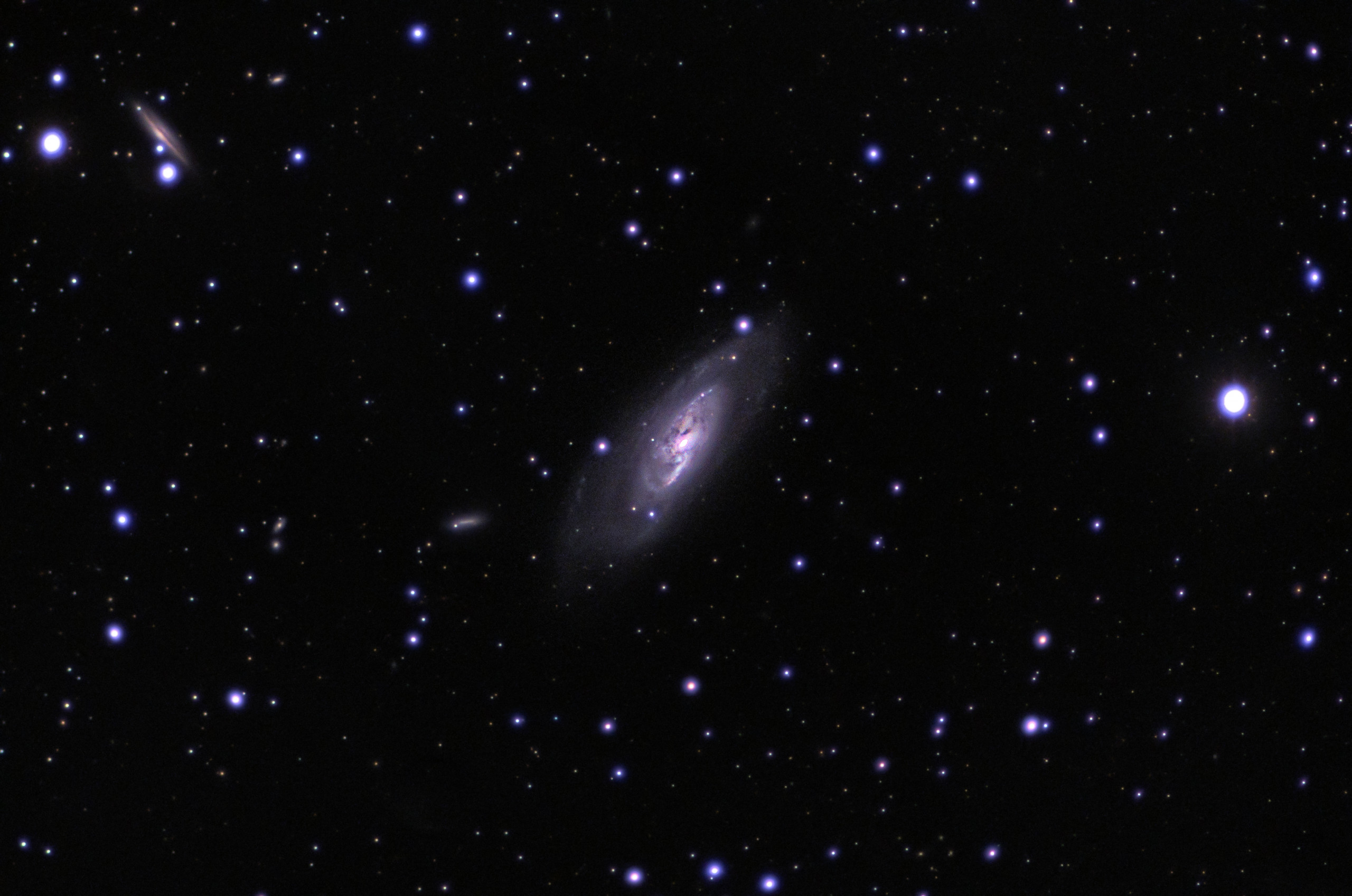 M 106 in 	Canes Venatici